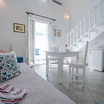 Hotel Milos