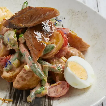 Milos Exo Katikies (Santorini)