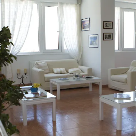 Milos 4* Exo Katikies (Santorini)