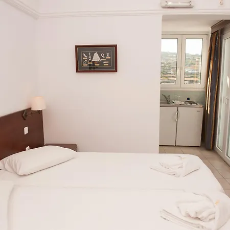 Milos Hotel 4*