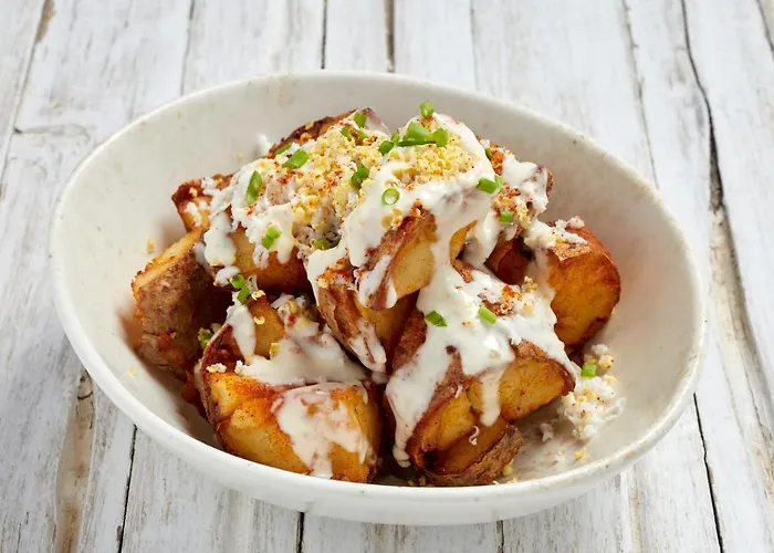 Milos Exo Katikies (Santorini)