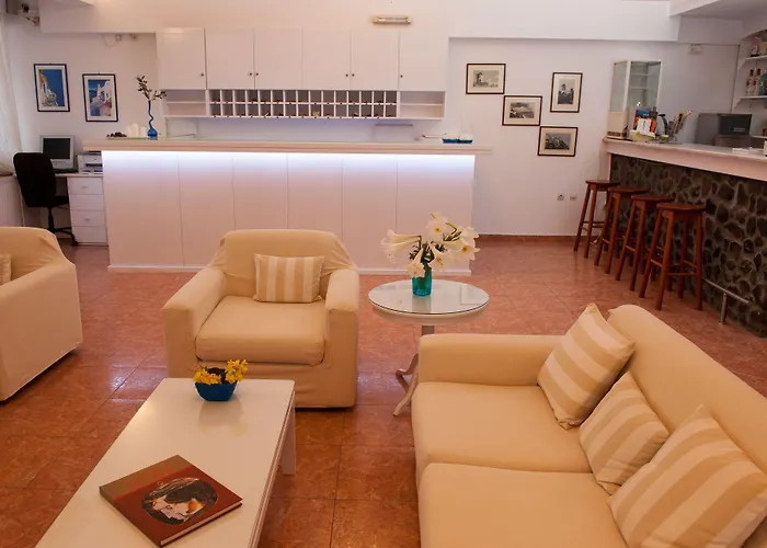 Milos 4* Exo Katikies (Santorini)