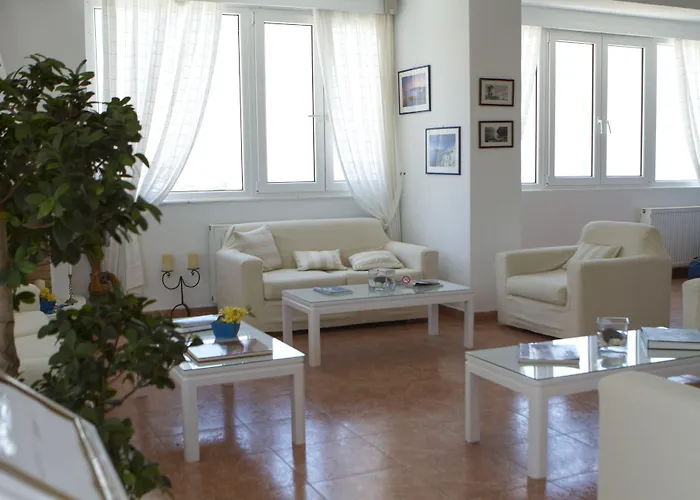 Milos 4* Exo Katikies (Santorini)