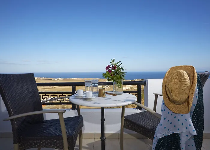 Milos Exo Katikies (Santorini)