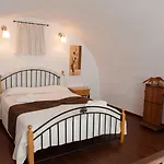 Otel Milos 4*