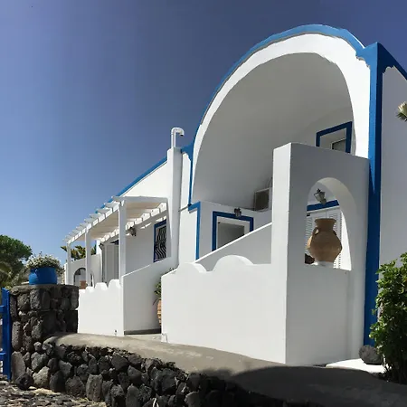 Milos Hotell 4*