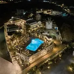 Hotel Milos 4*