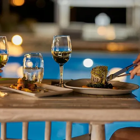 Milos Hotel Exo Katikies (Santorini)