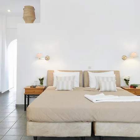 Milos 4*