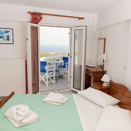 Milos Hotel 4*