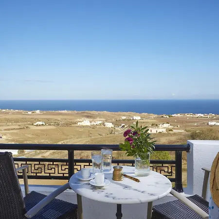 Milos 4*