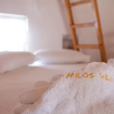 Hotel Milos Exo Katikies (Santorini)