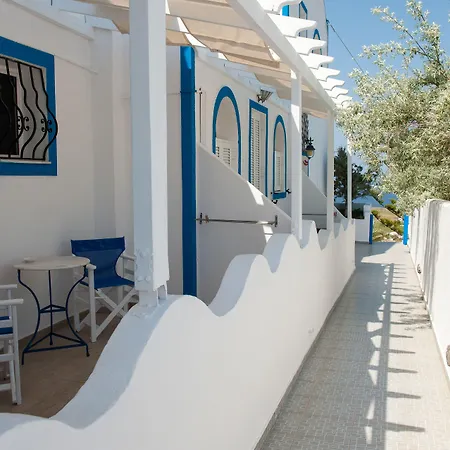 Milos 4*