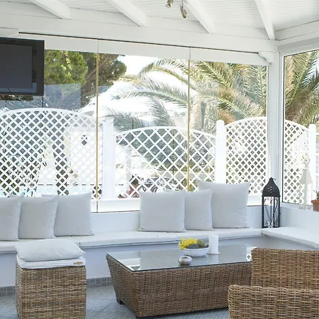 Milos 4* Exo Katikies (Santorini)