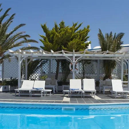 Hotel Milos 4*